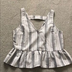 Super cute top!